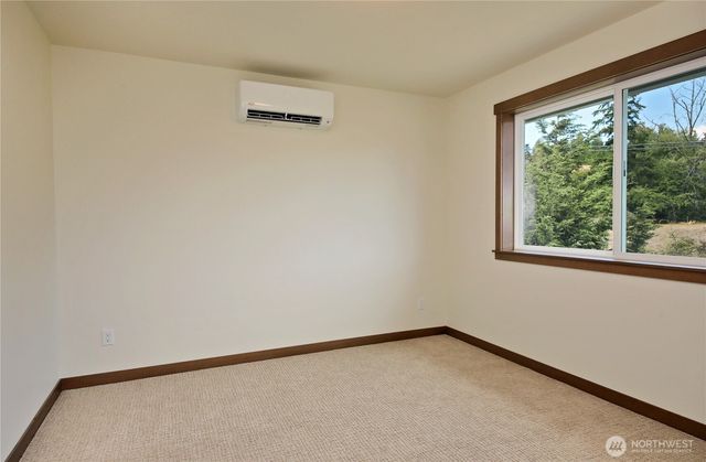2439 Cambridge Court, Langley, WA 98260