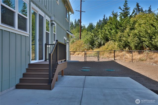 2439 Cambridge Court, Langley, WA 98260