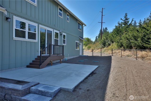 2439 Cambridge Court, Langley, WA 98260