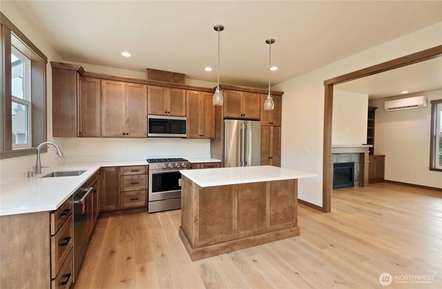 2439 Cambridge Court, Langley, WA 98260