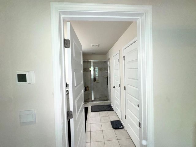 3025 Westpoint Circle, Snellville, GA 30078