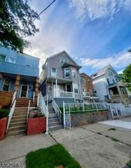 149 Fairmount Ave, Newark City, NJ 07103