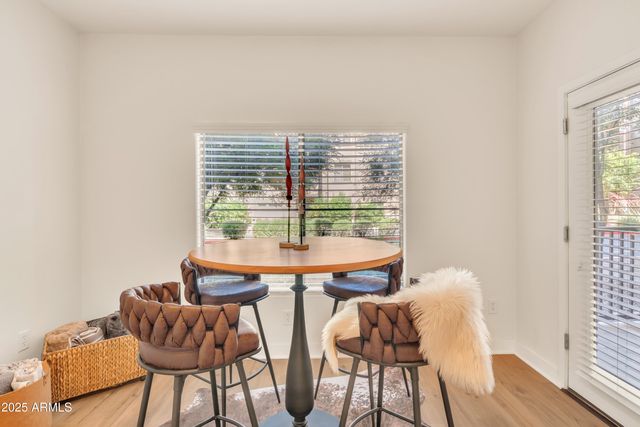 5450 E DEER VALLEY Drive 1004, Phoenix, AZ 85054