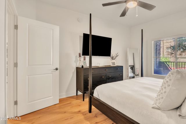 5450 E DEER VALLEY Drive 1004, Phoenix, AZ 85054