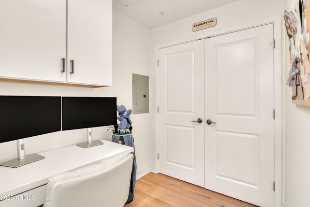 5450 E DEER VALLEY Drive 1004, Phoenix, AZ 85054