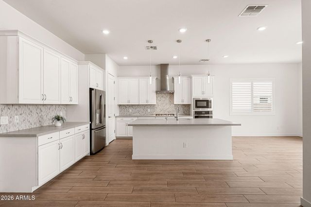 1458 E LODGEPOLE Drive, Gilbert, AZ 85298