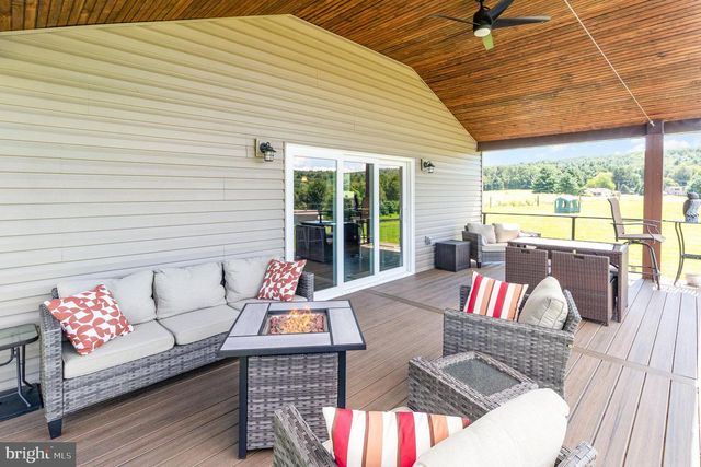 1461 NEW RD, Orrtanna, PA 17353