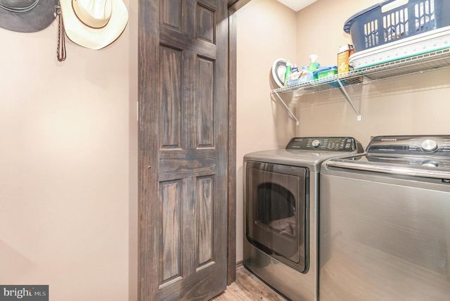 1461 NEW RD, Orrtanna, PA 17353