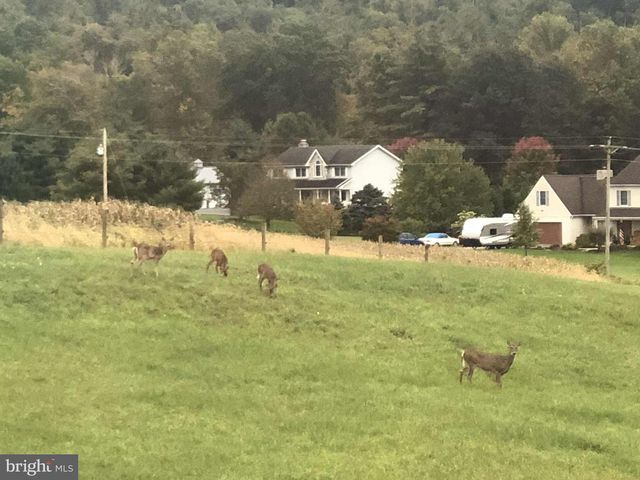 1461 NEW RD, Orrtanna, PA 17353