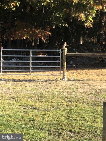 1461 NEW RD, Orrtanna, PA 17353