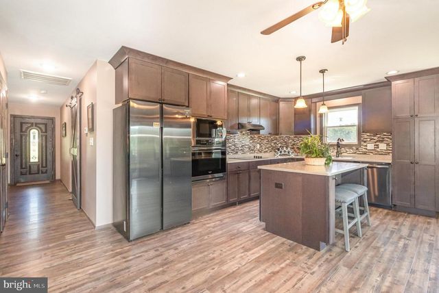 1461 NEW RD, Orrtanna, PA 17353