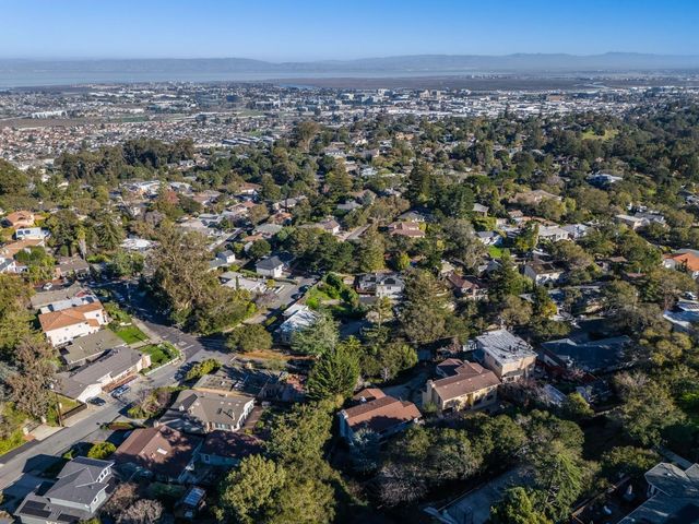 1700 Valley View Avenue, Belmont, CA 94002