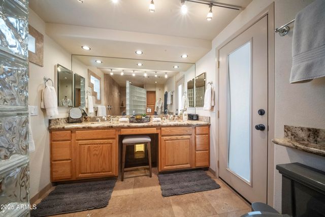 1265 W ELLIS Street, Mesa, AZ 85201