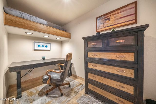 1265 W ELLIS Street, Mesa, AZ 85201