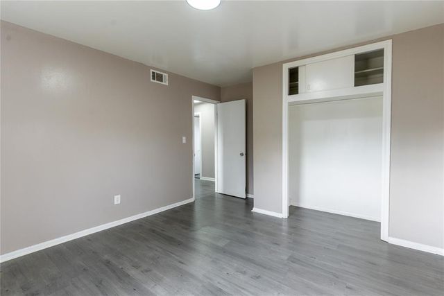 2208 SW 61st Terrace, Oklahoma City, OK 73159