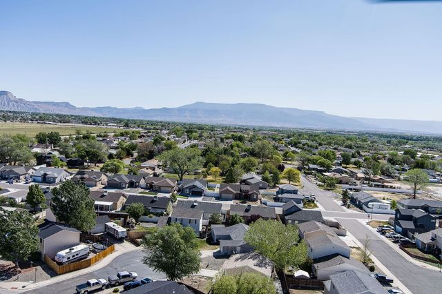 389 Summer Glen Drive, Grand Junction, CO 81501