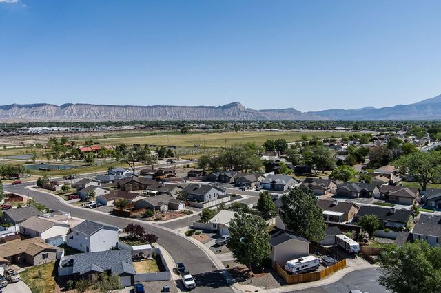 389 Summer Glen Drive, Grand Junction, CO 81501