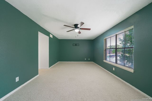 8915 Datapoint Dr Apt 37H, San Antonio, TX 78229