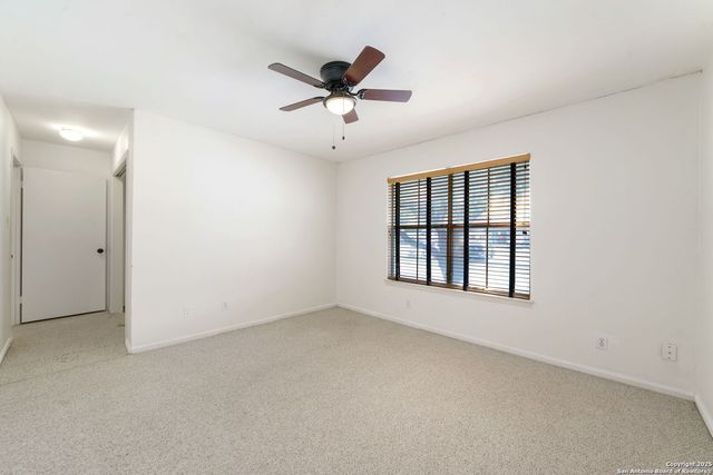 8915 Datapoint Dr Apt 37H, San Antonio, TX 78229