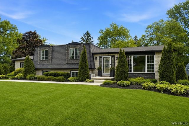 5015 Mckinley Parkway, Hamburg, NY 14075