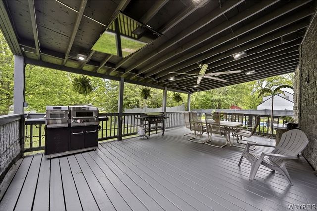 5015 Mckinley Parkway, Hamburg, NY 14075