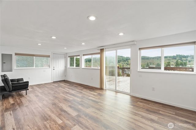 605 Emerald Court, Hoquiam, WA 98550