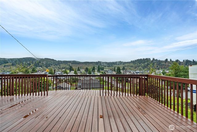 605 Emerald Court, Hoquiam, WA 98550