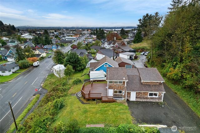 605 Emerald Court, Hoquiam, WA 98550