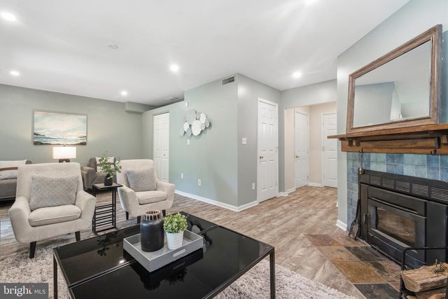 17 BOYNE CT, Lutherville Timonium, MD 21093