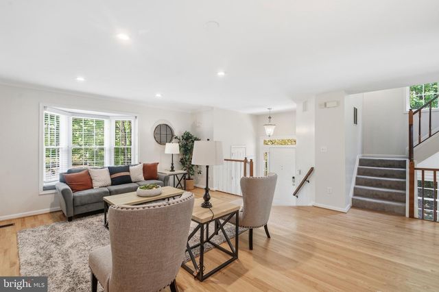 17 BOYNE CT, Lutherville Timonium, MD 21093