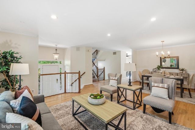 17 BOYNE CT, Lutherville Timonium, MD 21093