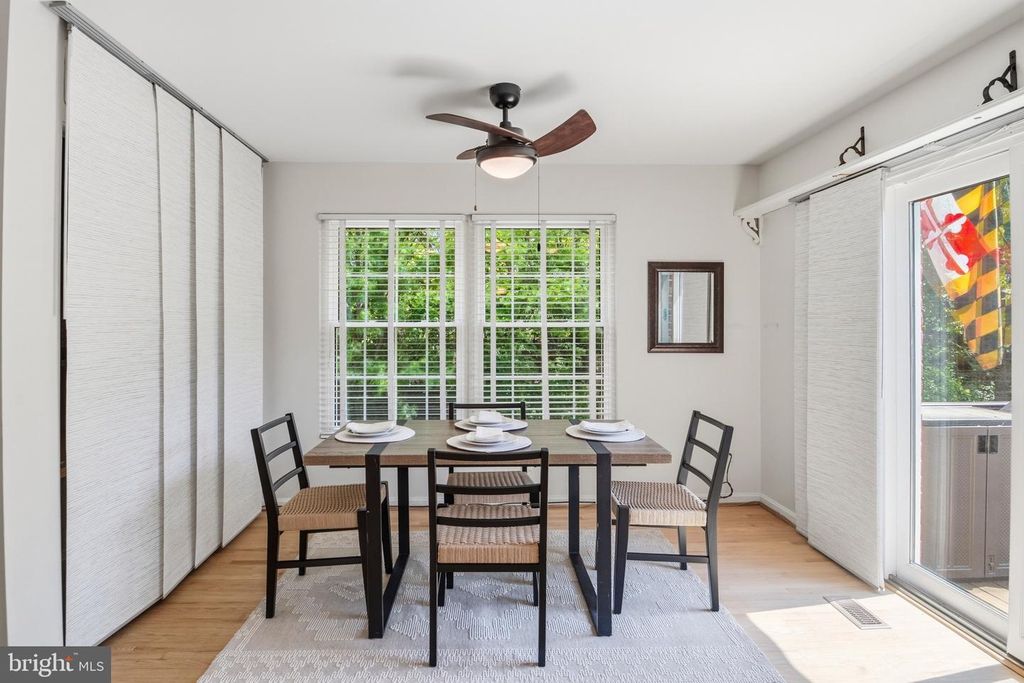 Image 17 of property listing at 17 BOYNE CT, Lutherville Timonium, MD 21093