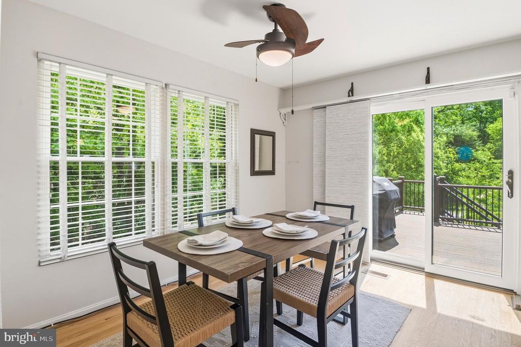 Image 18 of property listing at 17 BOYNE CT, Lutherville Timonium, MD 21093