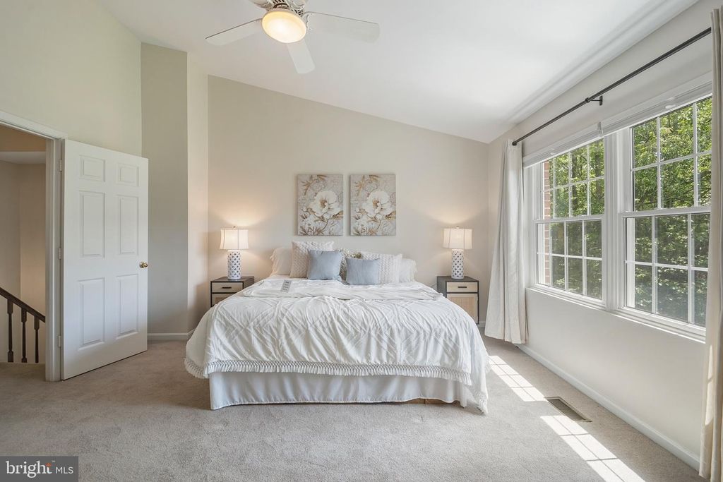 Image 21 of property listing at 17 BOYNE CT, Lutherville Timonium, MD 21093