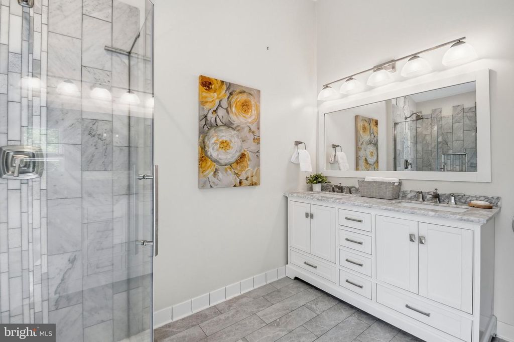 Image 24 of property listing at 17 BOYNE CT, Lutherville Timonium, MD 21093