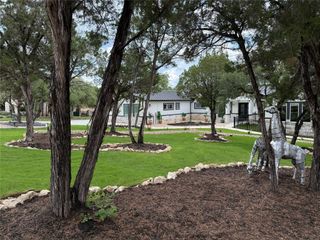 7605 Lantern View DR, Jonestown, TX 78645