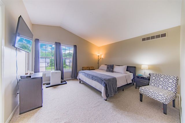 7803 Hampton Court, Ypsilanti, MI 48197