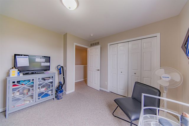 7803 Hampton Court, Ypsilanti, MI 48197
