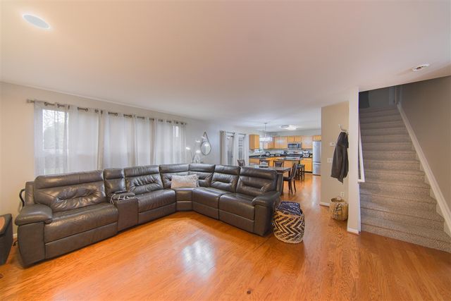 7803 Hampton Court, Ypsilanti, MI 48197