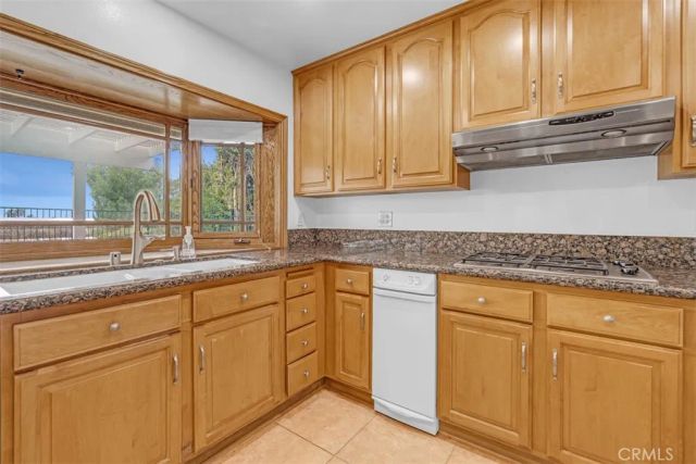 551 S Paseo Lucero, Anaheim, CA 92807
