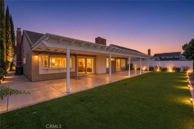 551 S Paseo Lucero, Anaheim, CA 92807