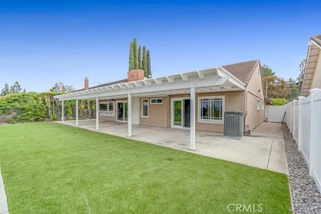 551 S Paseo Lucero, Anaheim, CA 92807