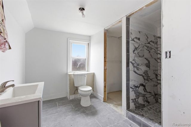 3109 E Canfield Street, Detroit, MI 48207