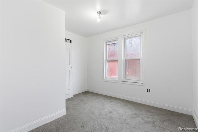 3109 E Canfield Street, Detroit, MI 48207