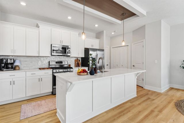 1729 Thyme Drive, Byron Center, MI 49315