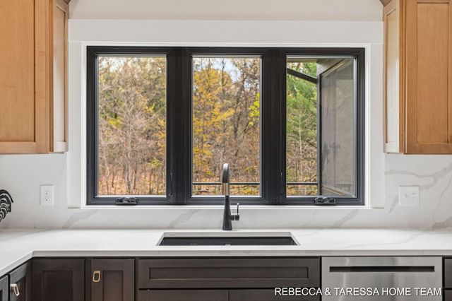 400 Sabine Drive 8, Muskegon, MI 49442