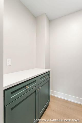 400 Sabine Drive 8, Muskegon, MI 49442