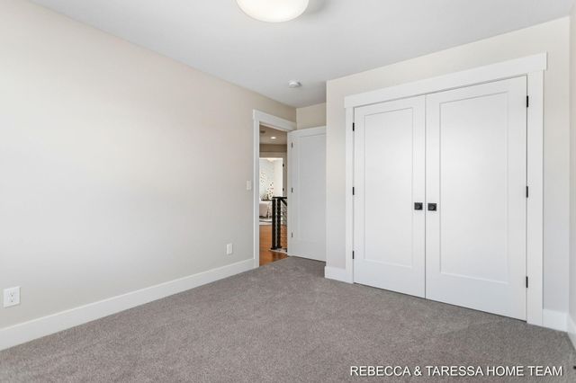 400 Sabine Drive 8, Muskegon, MI 49442