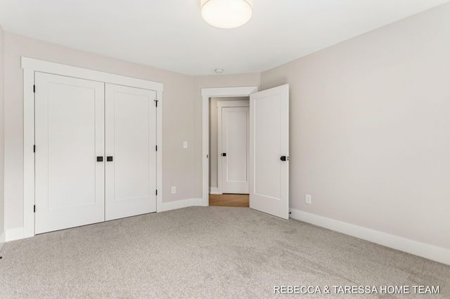 400 Sabine Drive 8, Muskegon, MI 49442