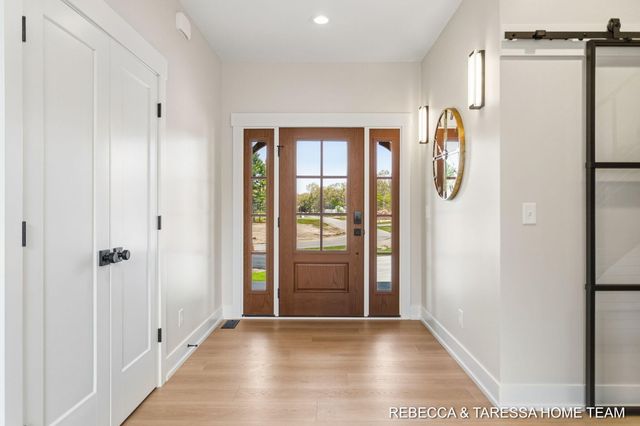 400 Sabine Drive 8, Muskegon, MI 49442